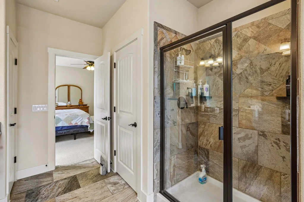 1058 Daviot Drive Spicewood TX 78669