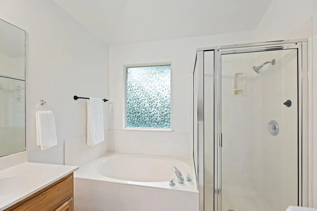 3477 Flowstone Lane Round Rock TX 78681