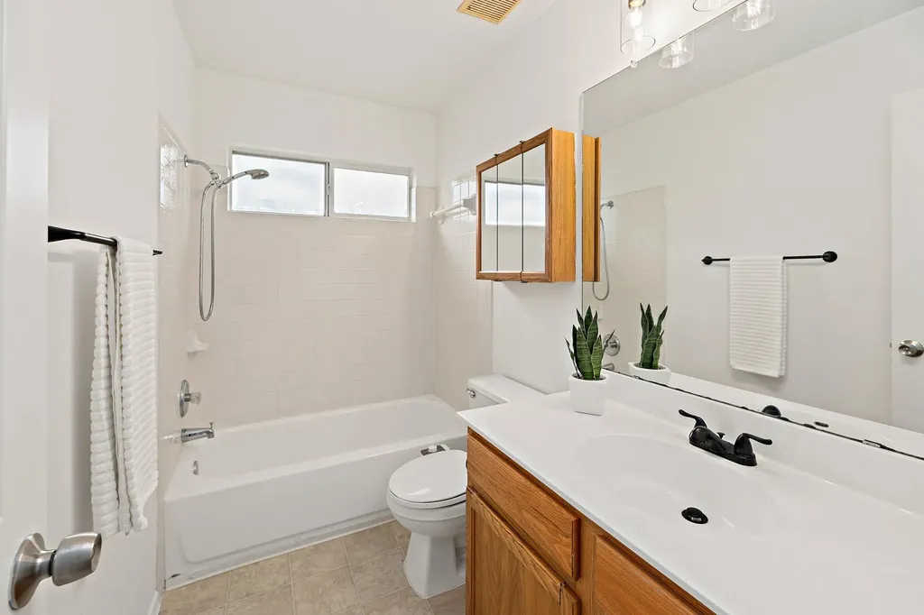 3477 Flowstone Lane Round Rock TX 78681