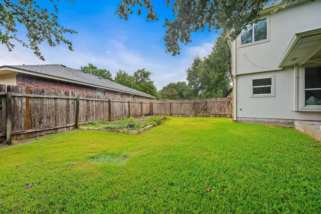 3477 Flowstone Lane Round Rock TX 78681