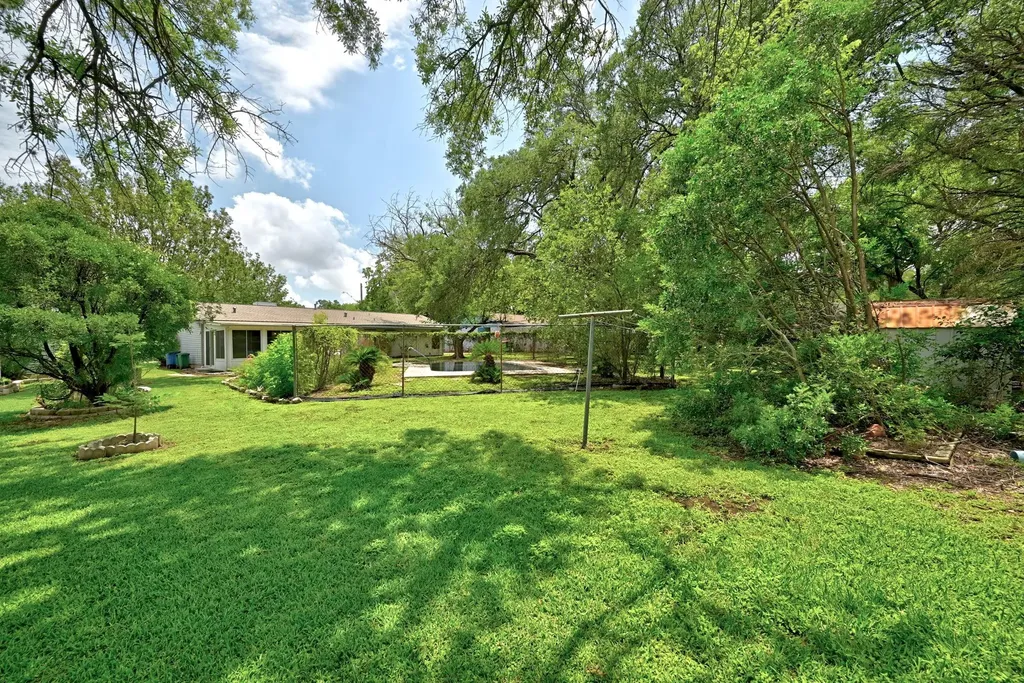 1304 Harrison Lane Austin TX 78742