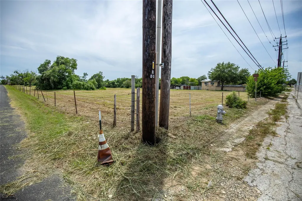 7004 Rigsby Avenue San Antonio TX 78263