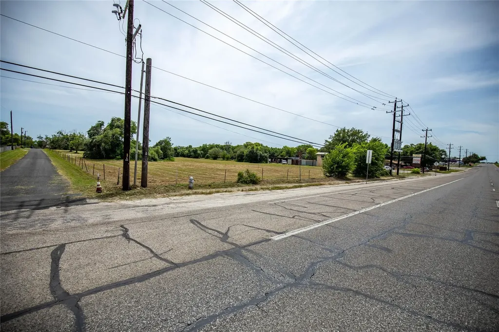 7004 Rigsby Avenue San Antonio TX 78263