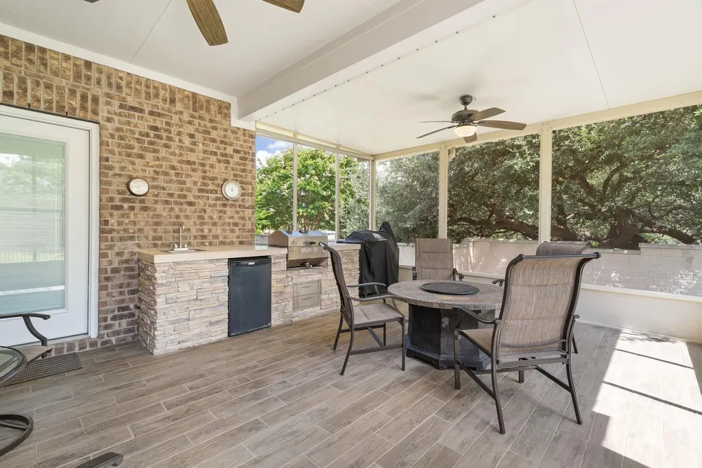 16 Acacia Way Georgetown TX 78633