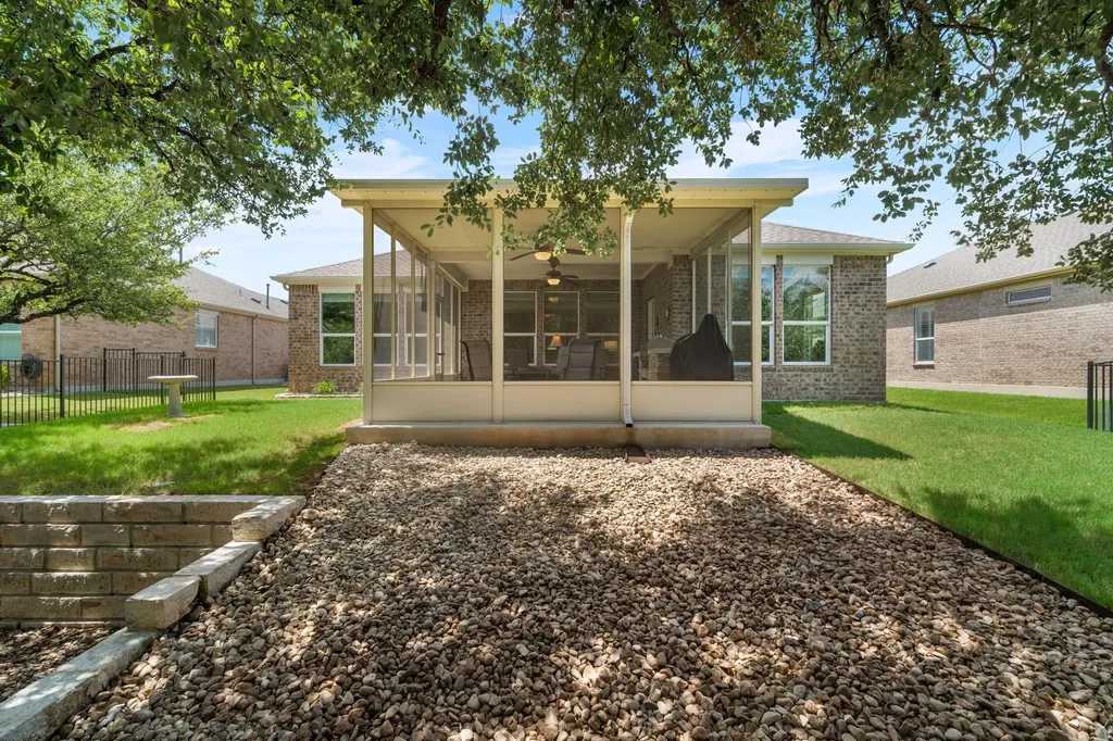 16 Acacia Way Georgetown TX 78633