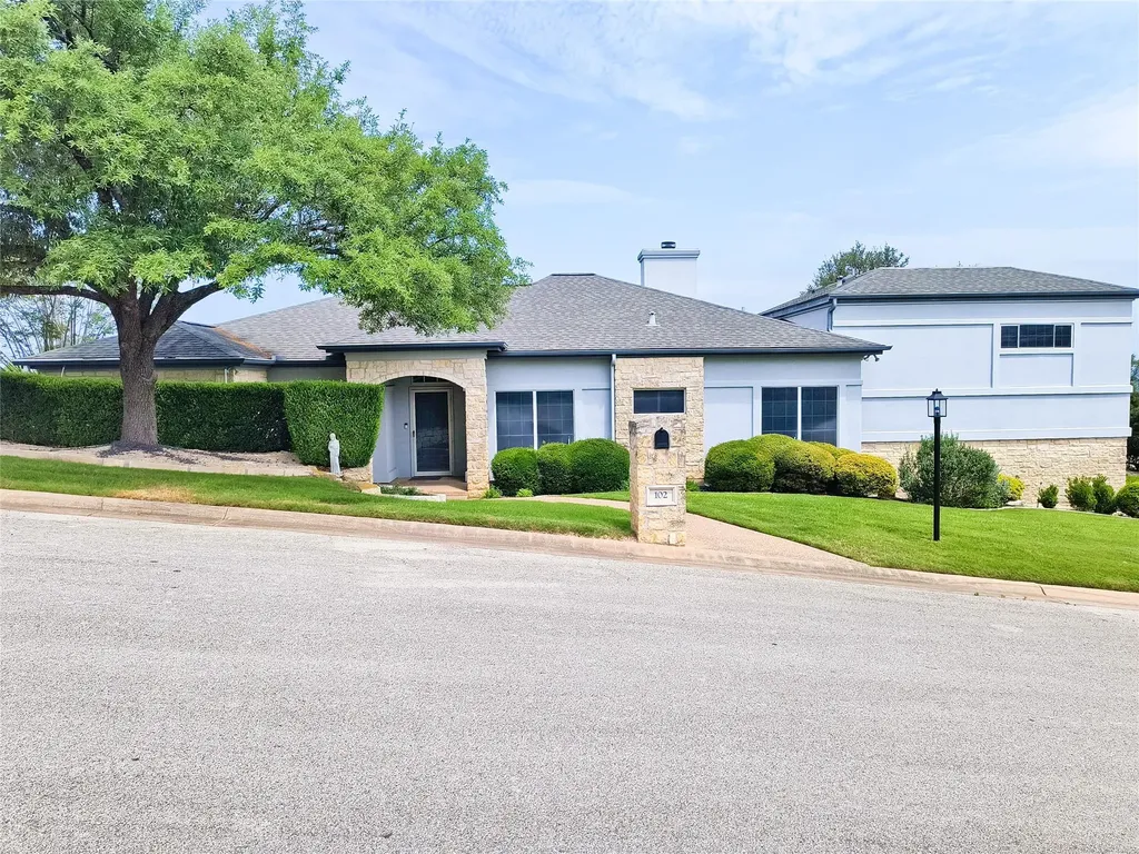 102 Paragon Court Lakeway TX 78734