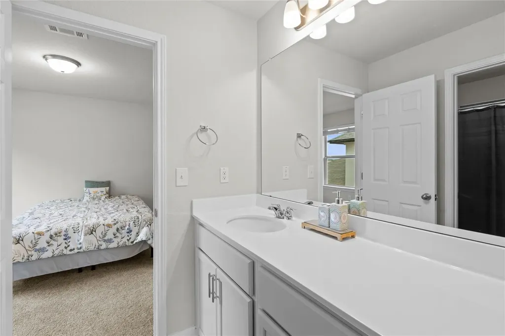 516 Arrowhead Vine Street Leander TX 78641
