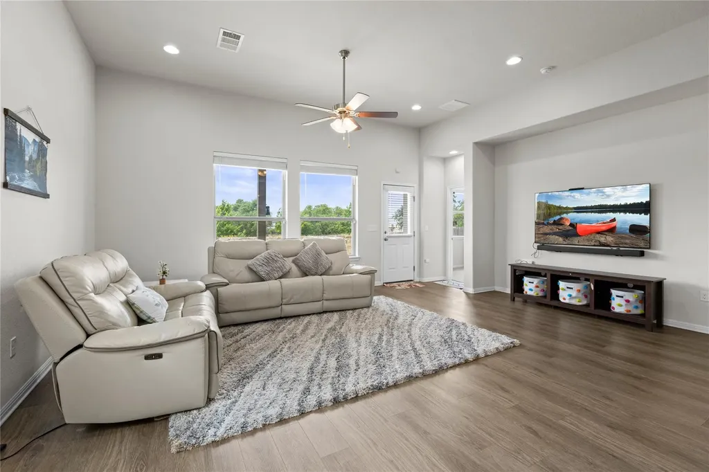 516 Arrowhead Vine Street Leander TX 78641