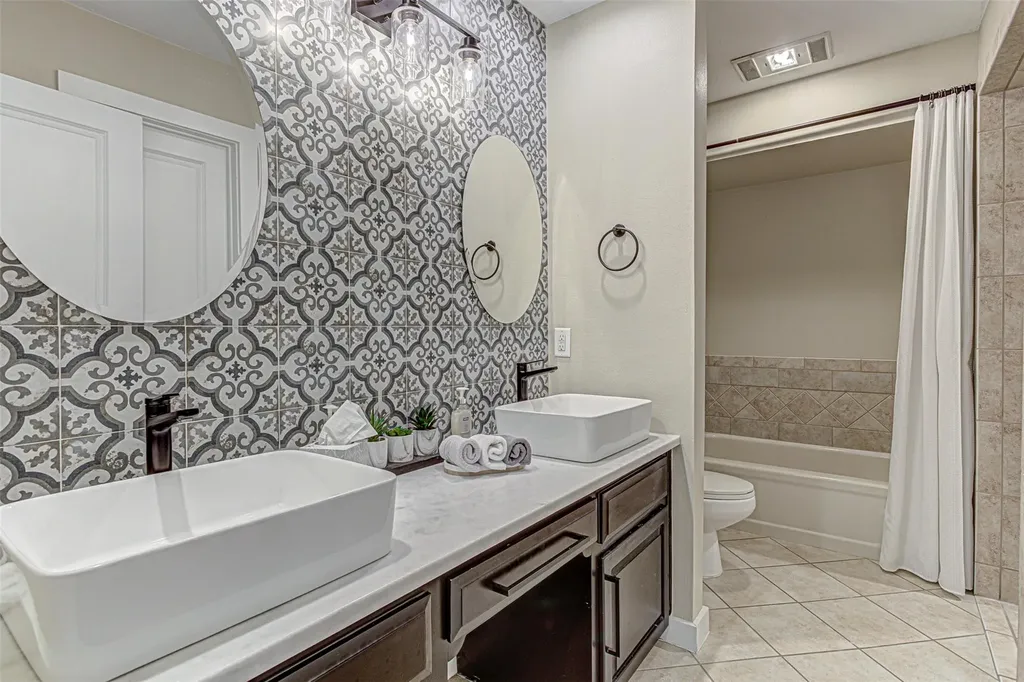 103 Oasis Street Horseshoe Bay TX 78657