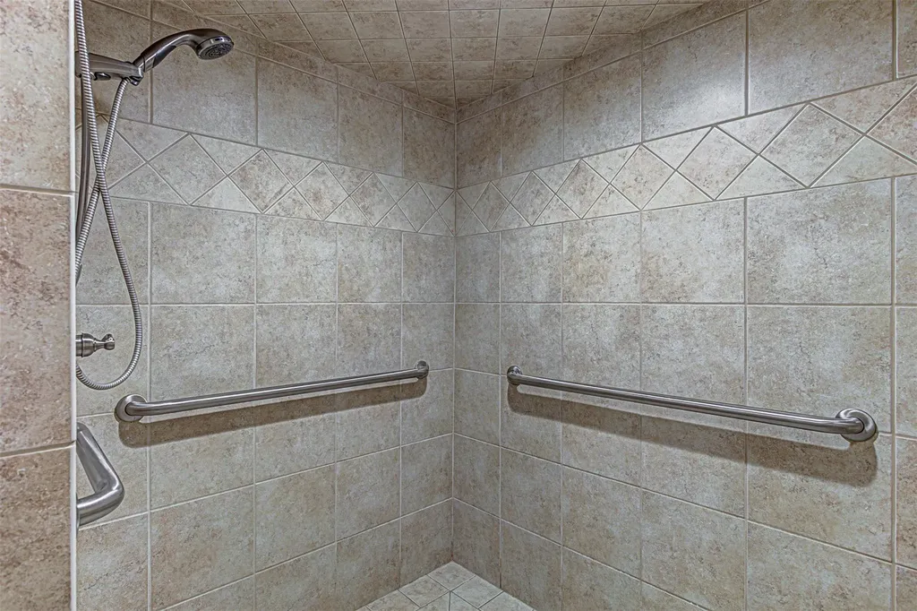 103 Oasis Street Horseshoe Bay TX 78657