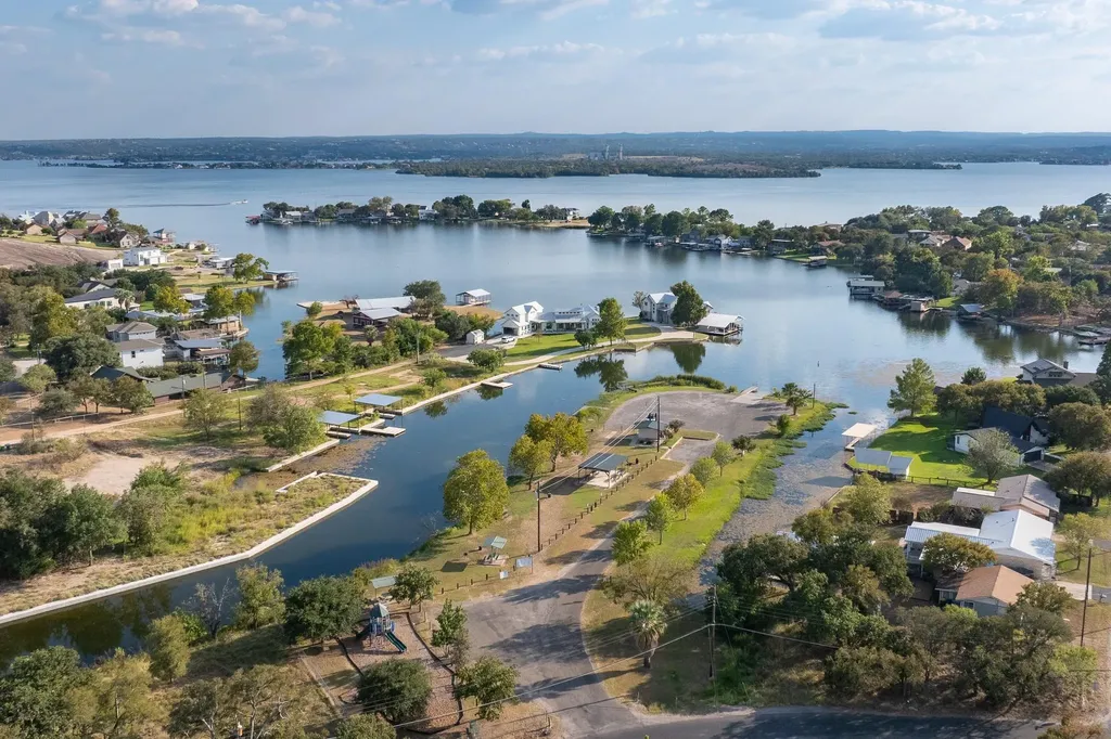 Tbd B Woodland Hills Drive Granite Shoals TX 78654