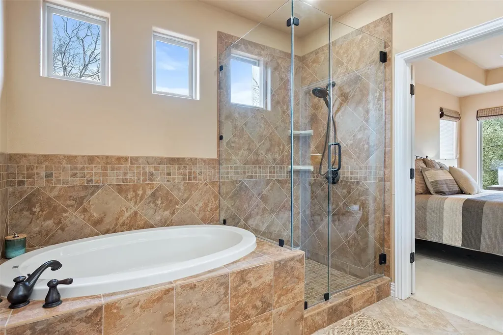 118 Bridgepoint Drive Kingsland TX 78639