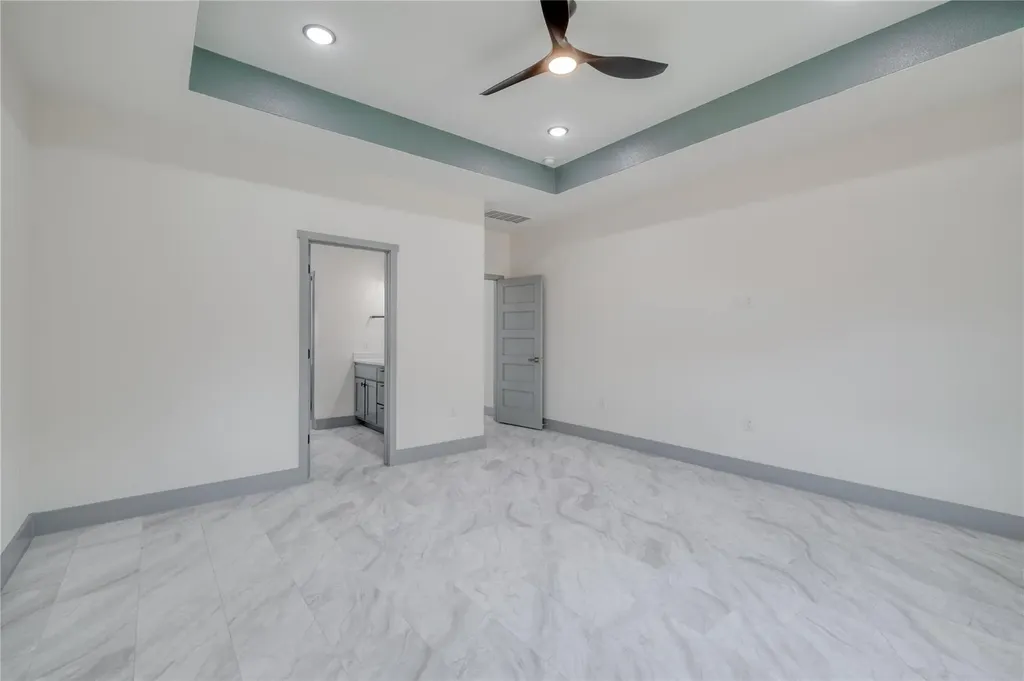 204 Washington Street Elgin TX 78621