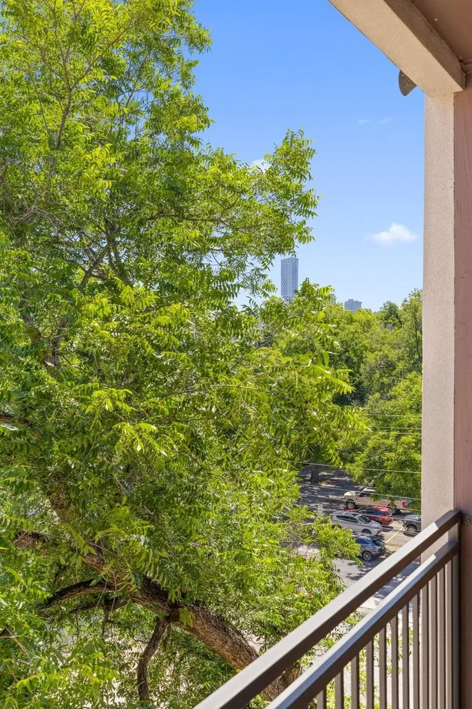 1900 Barton Springs Road Austin TX 78704