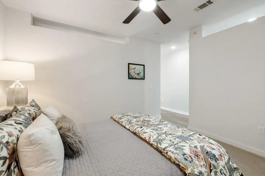 1900 Barton Springs Road Austin TX 78704