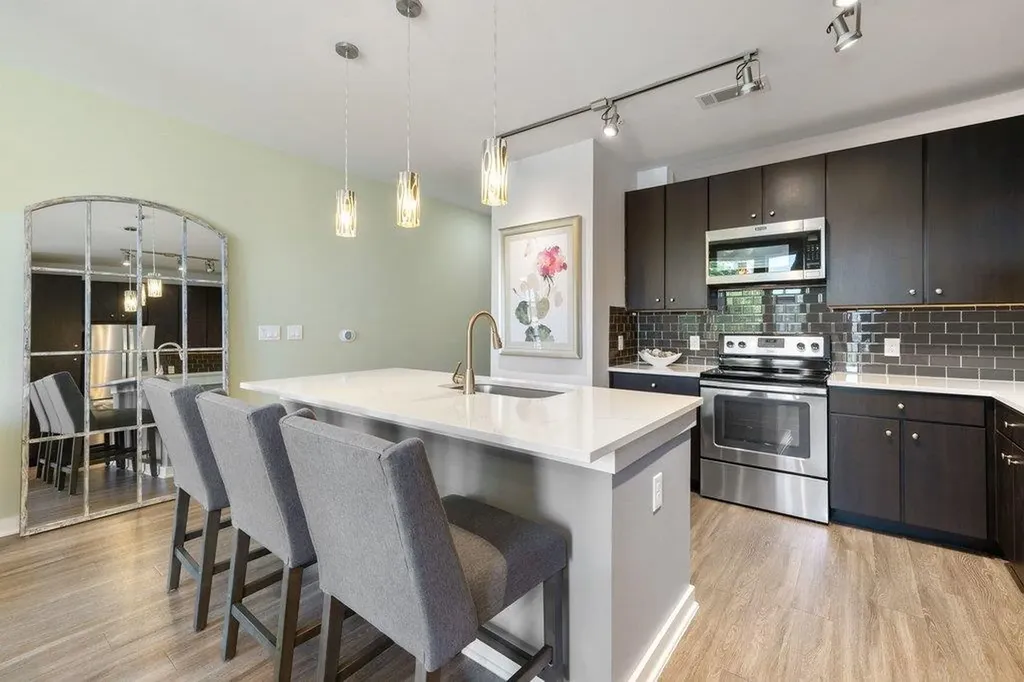 1900 Barton Springs Road Austin TX 78704