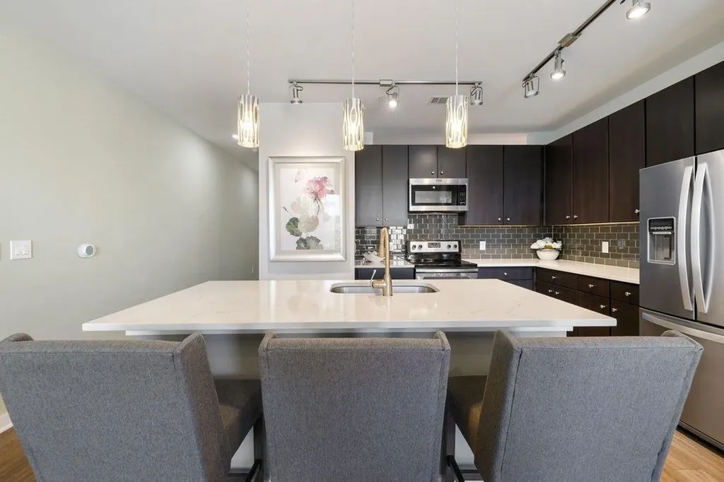 1900 Barton Springs Road Austin TX 78704