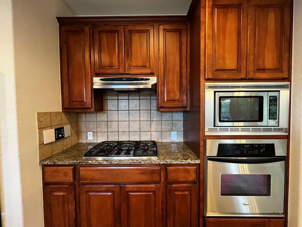 12513 Palfrey Drive Austin TX 78727