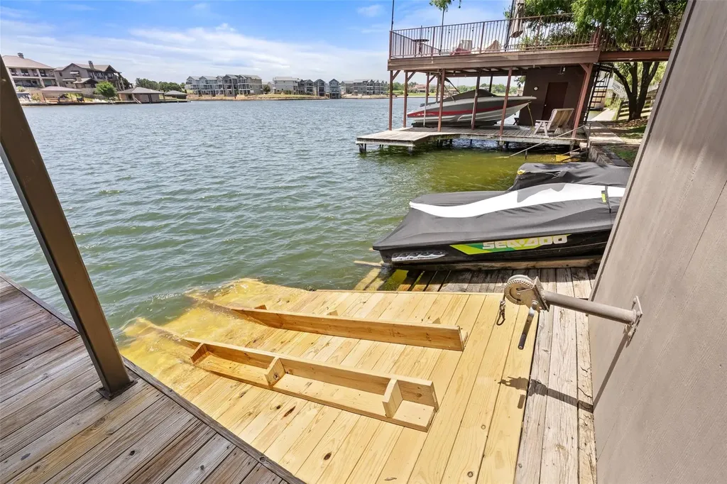 141 Perry Lane Kingsland TX 78639