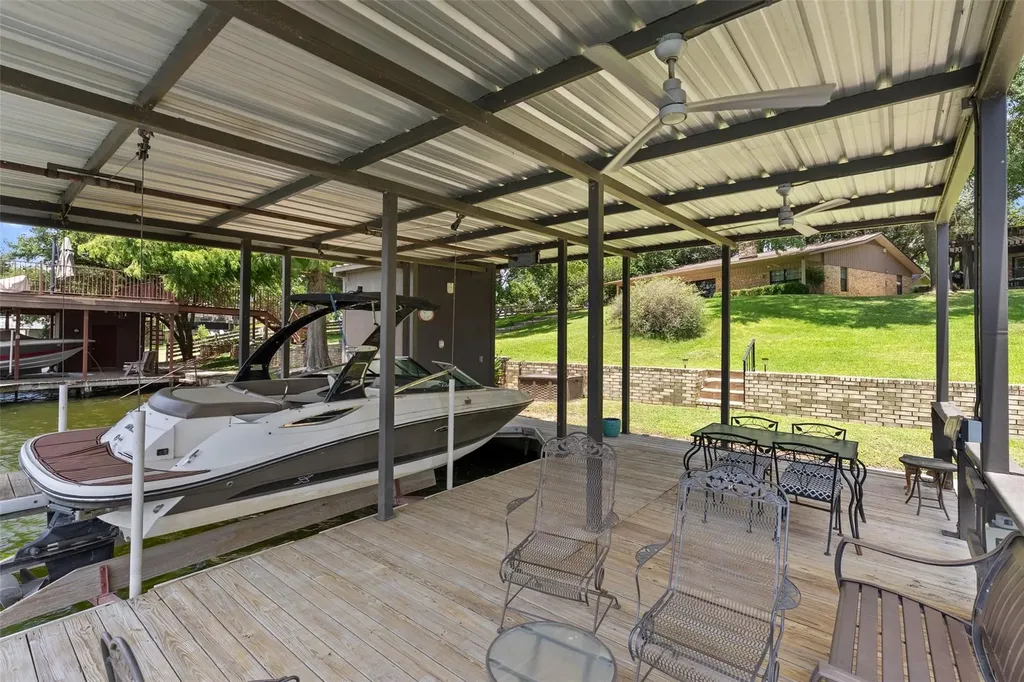 141 Perry Lane Kingsland TX 78639