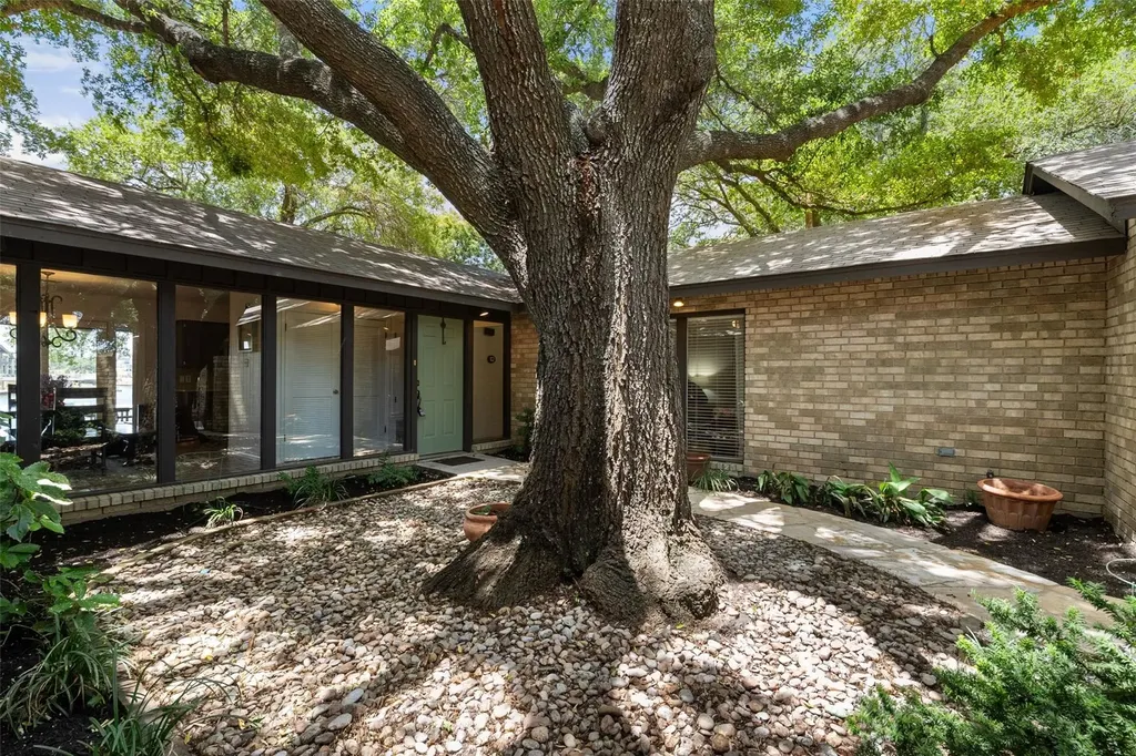 141 Perry Lane Kingsland TX 78639