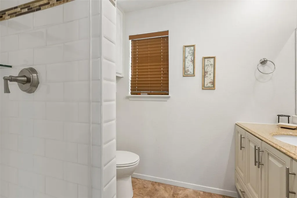 141 Perry Lane Kingsland TX 78639