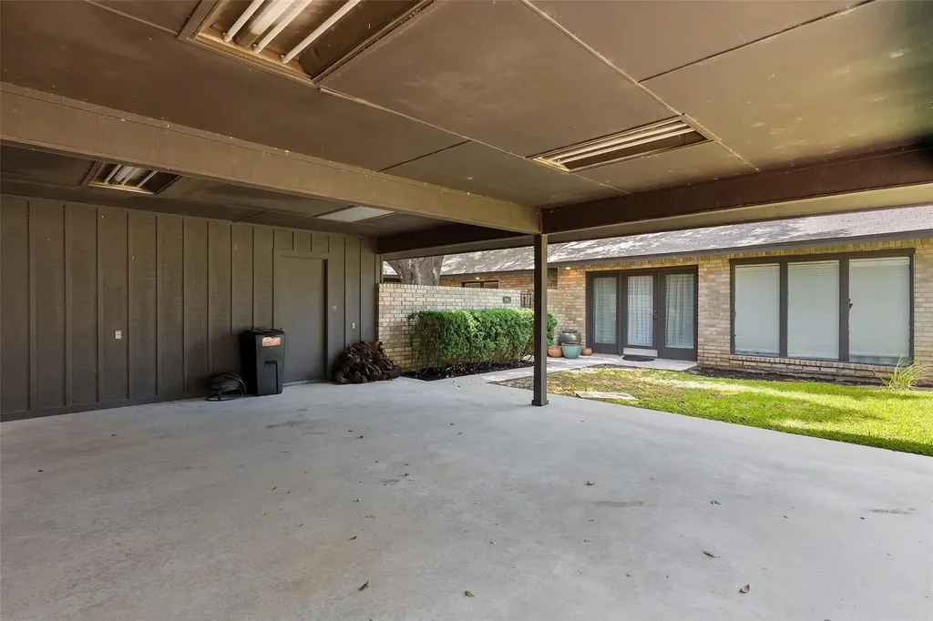 141 Perry Lane Kingsland TX 78639