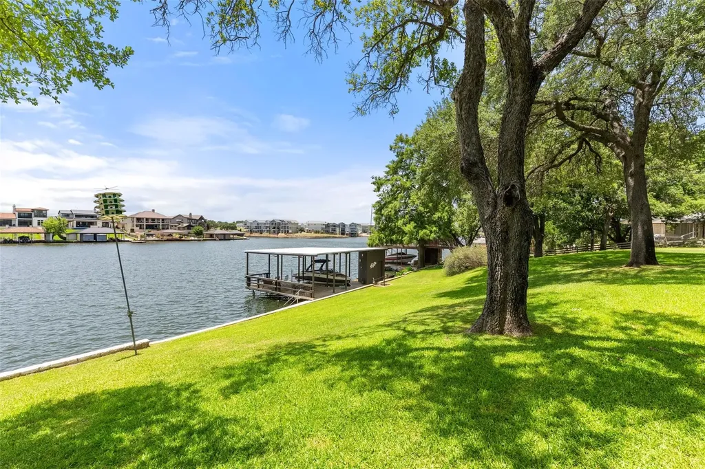 141 Perry Lane Kingsland TX 78639