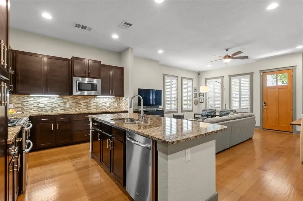 2520 Bluebonnet Lane Austin TX 78704