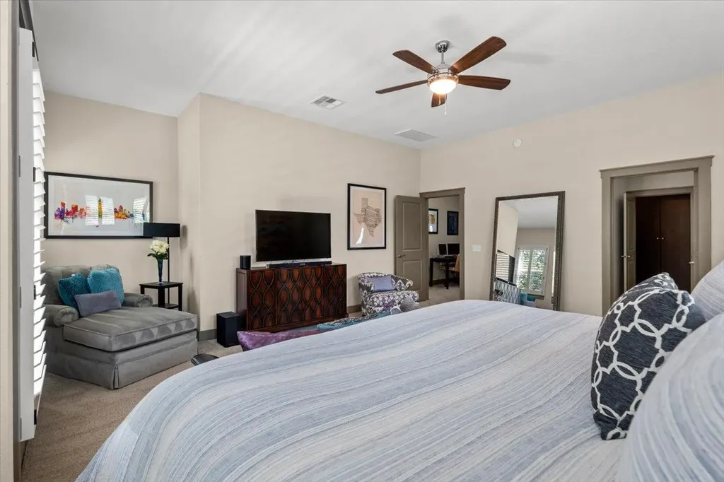 2520 Bluebonnet Lane Austin TX 78704
