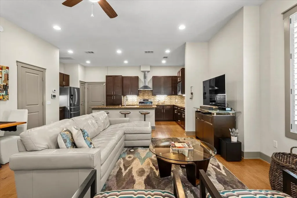 2520 Bluebonnet Lane Austin TX 78704