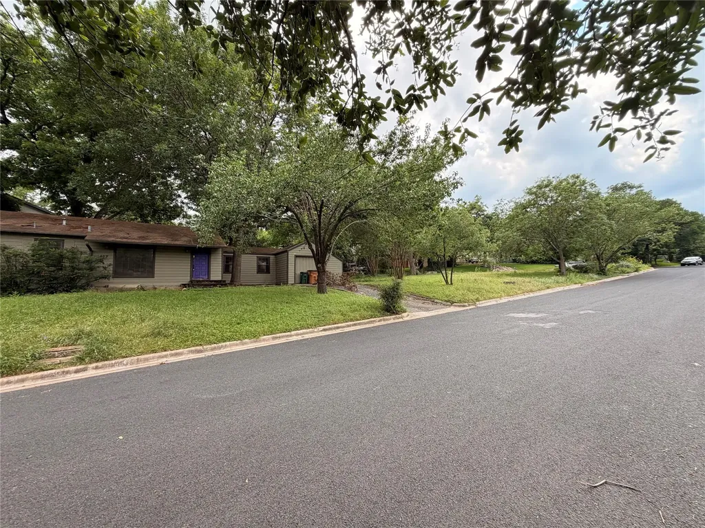 1807 W 39th Street Austin TX 78731