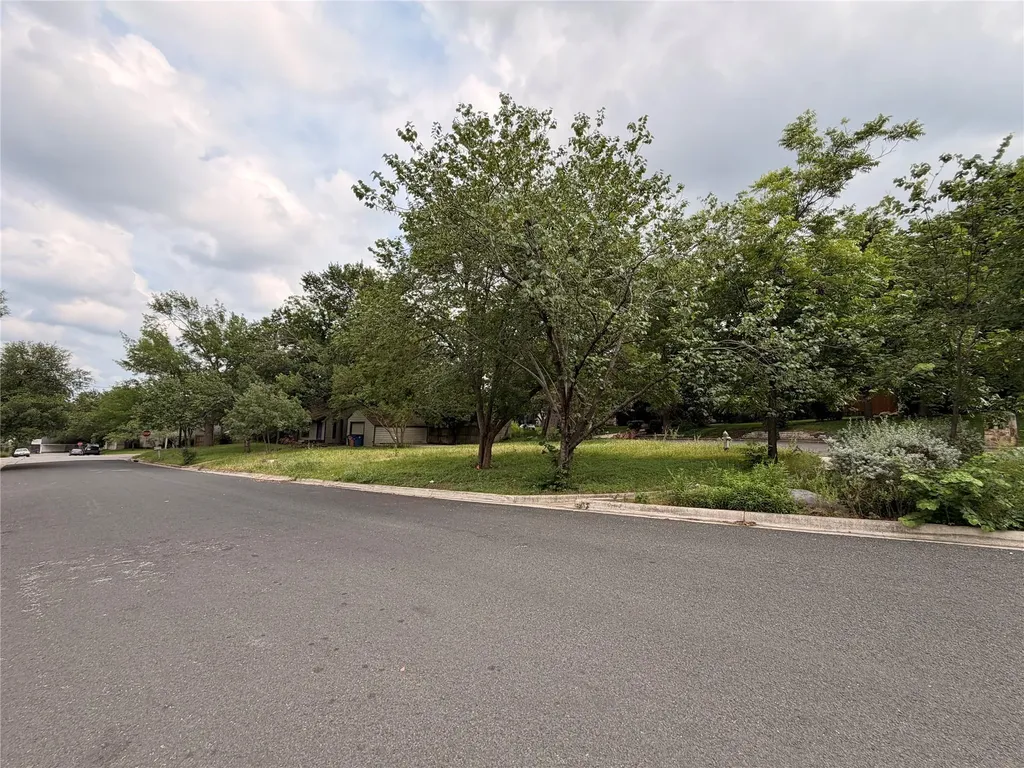 1807 W 39th Street Austin TX 78731