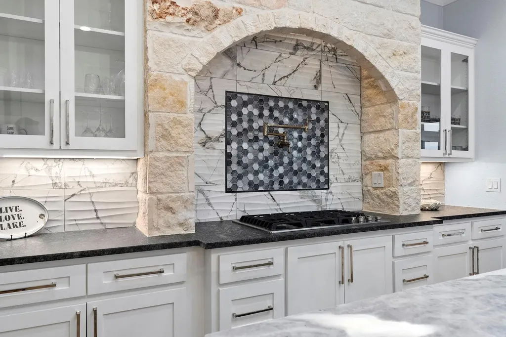 2078 Connie Drive Canyon Lake TX 78133