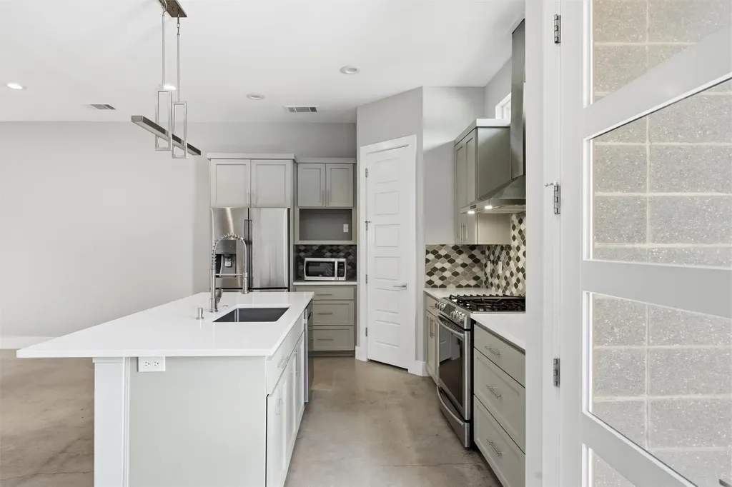 1210 Stobaugh Street Austin TX 78757