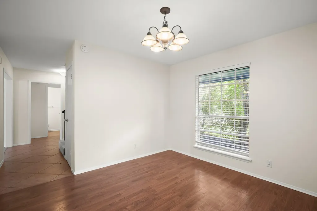 11709 Sterlinghill Drive Austin TX 78758