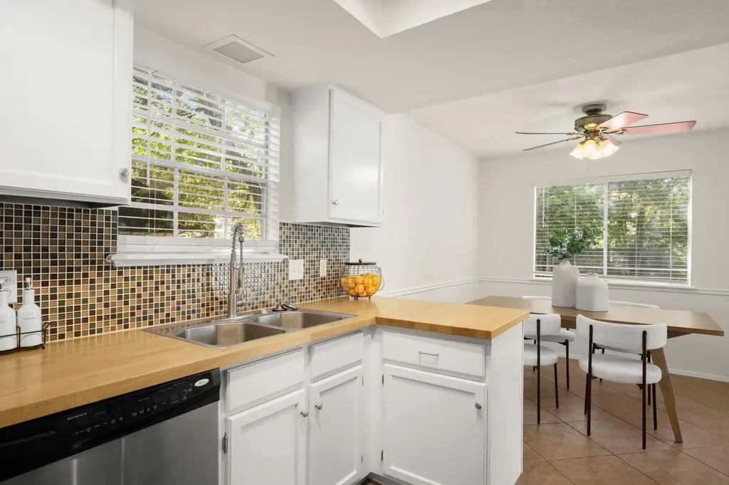 11709 Sterlinghill Drive Austin TX 78758