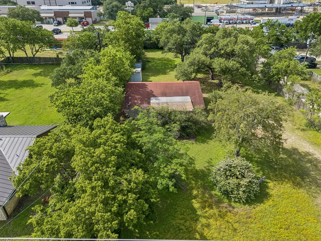 222 E New Hope Drive Cedar Park TX 78613