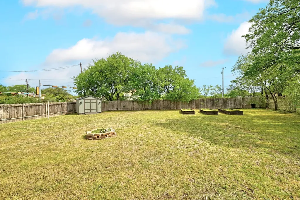1204 Carrizo Terrace Austin TX 78758