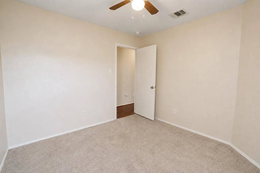 1107 Canada Wild Drive Buda TX 78610
