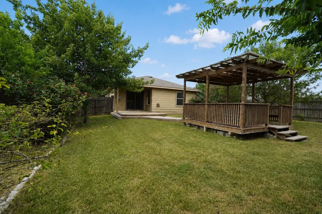 1107 Canada Wild Drive Buda TX 78610