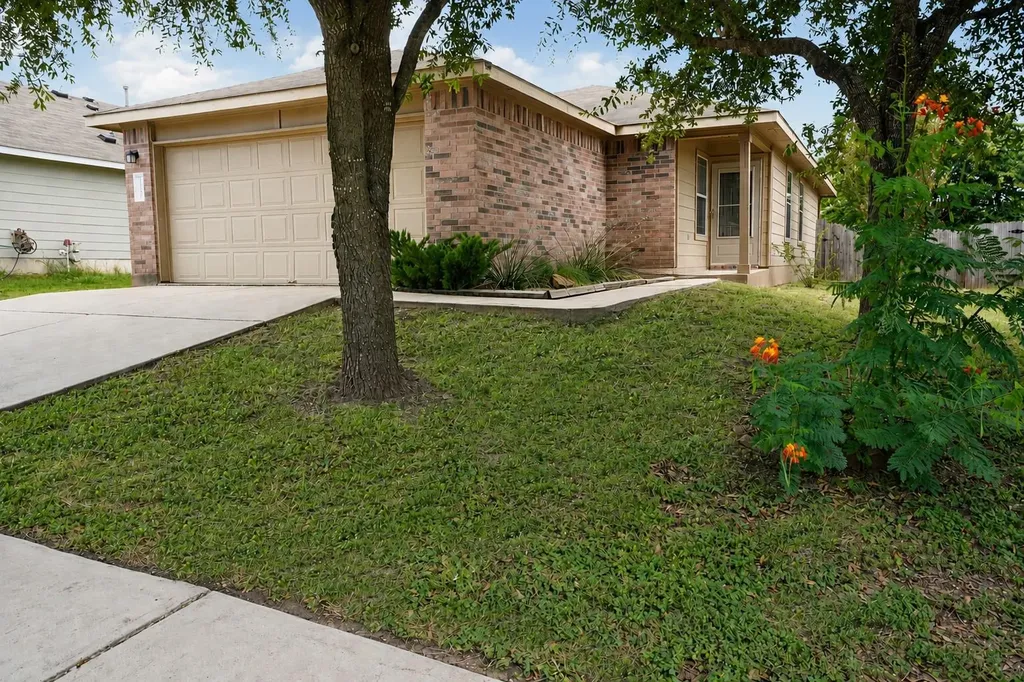 1107 Canada Wild Drive Buda TX 78610