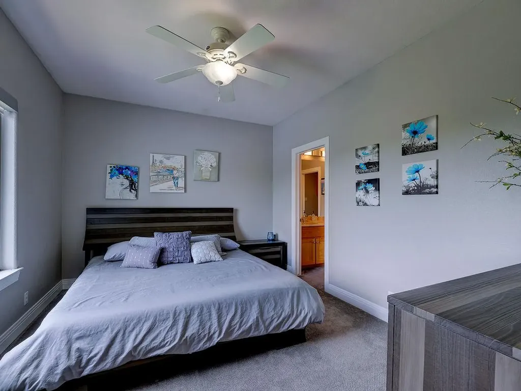 5910 Travis Woods Cove Austin TX 78734