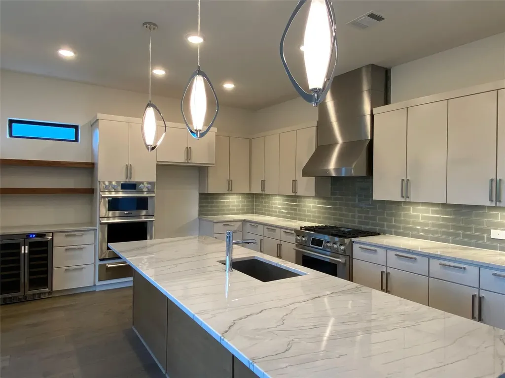 1004 Barrie Drive Austin TX 78734
