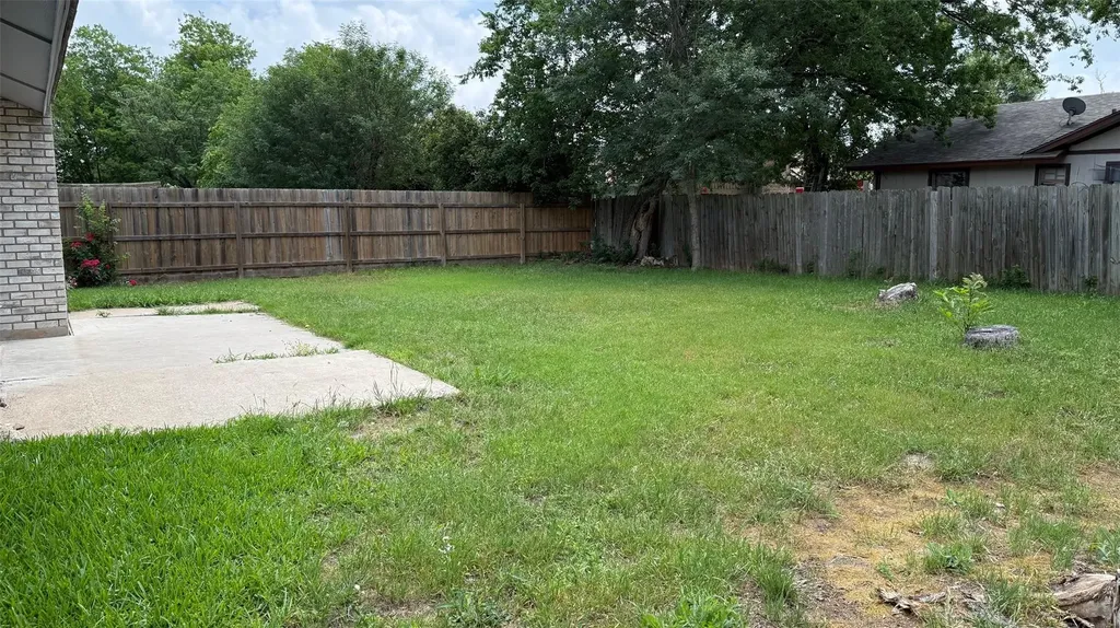 1307 Wroxton Way Round Rock TX 78664