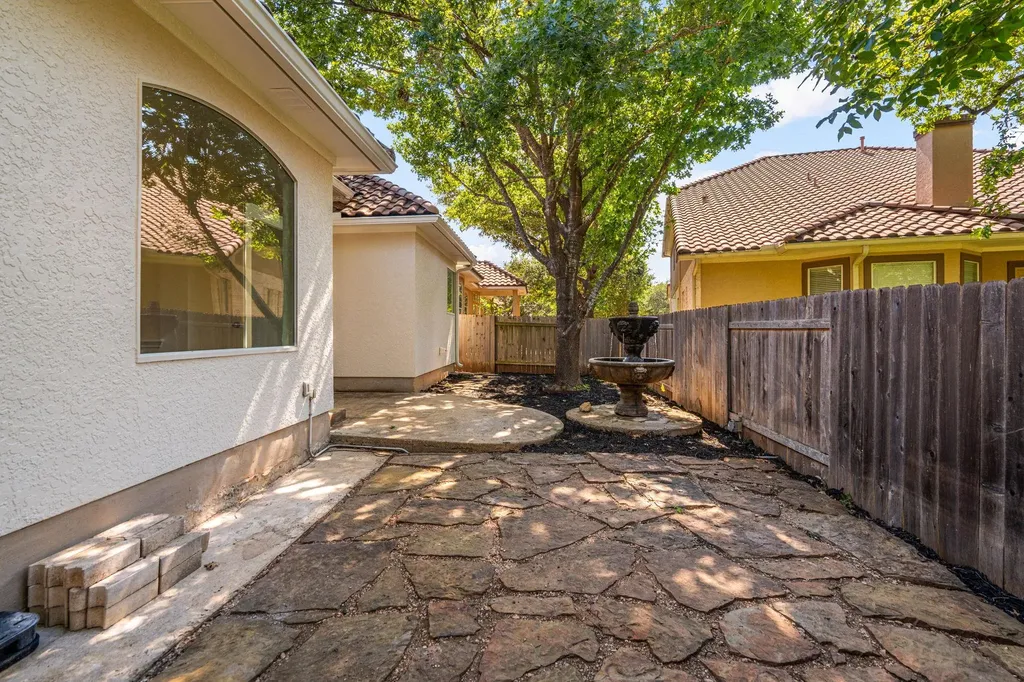 15321 Interlachen Drive Austin TX 78717