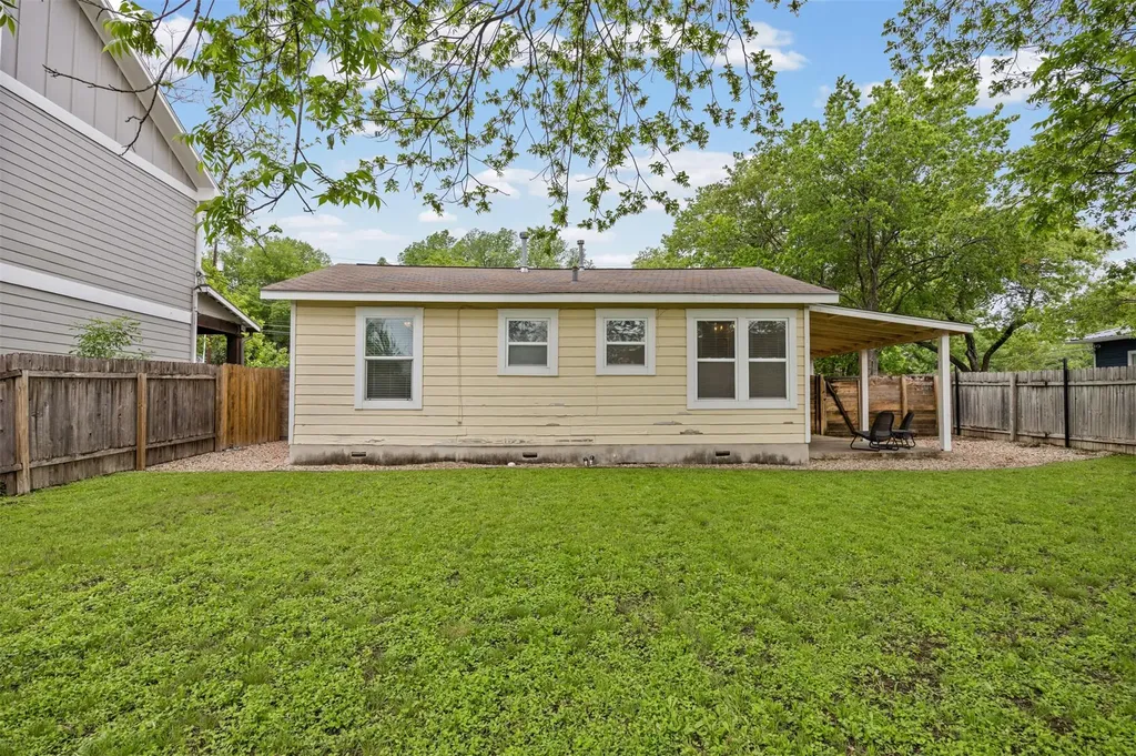 2403 S 2nd Street Austin TX 78704