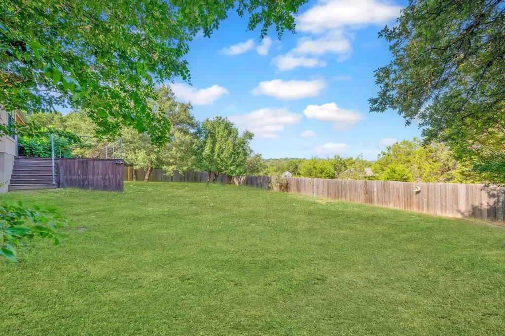 104 Cowal Drive N Spicewood TX 78669