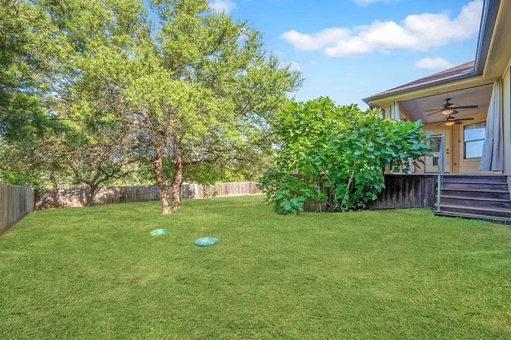 104 Cowal Drive N Spicewood TX 78669