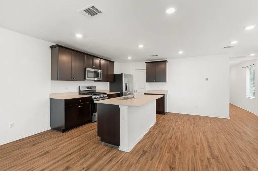 176 Andross Lane Bastrop TX 78602
